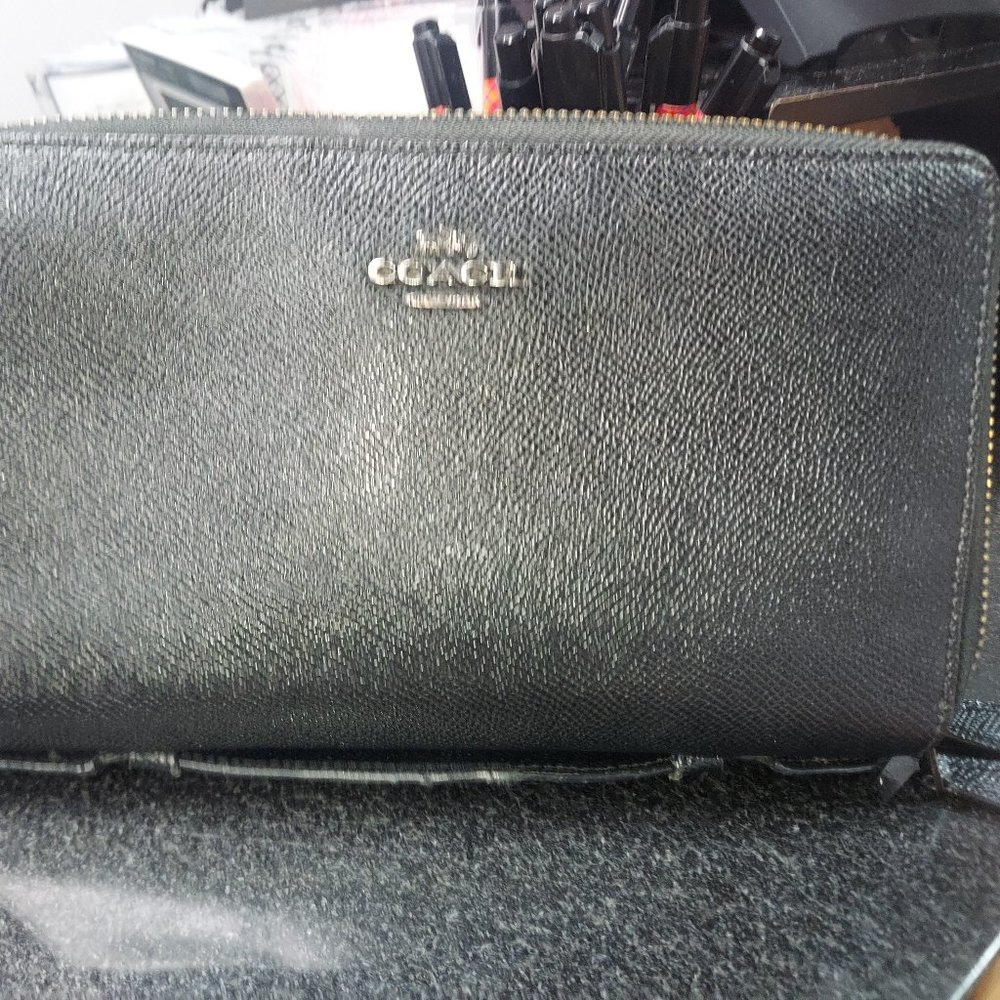 MINT AUTHENTIC COACH DOUBLE ZIP TRAVEL ORGANIZER - BLACK